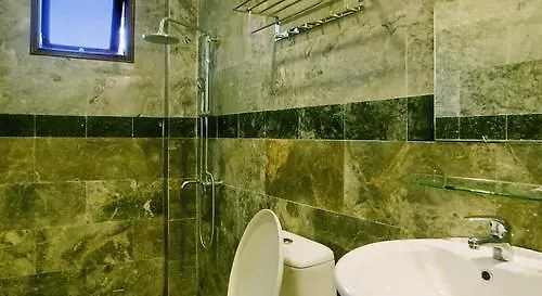 הוי אן The Corner Riverside Hotel